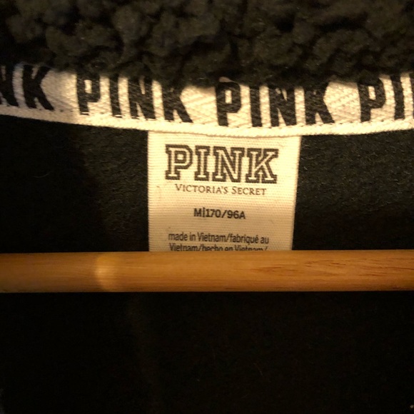 PINK Victoria’s Secret Pullover Size Medium - Picture 4 of 5